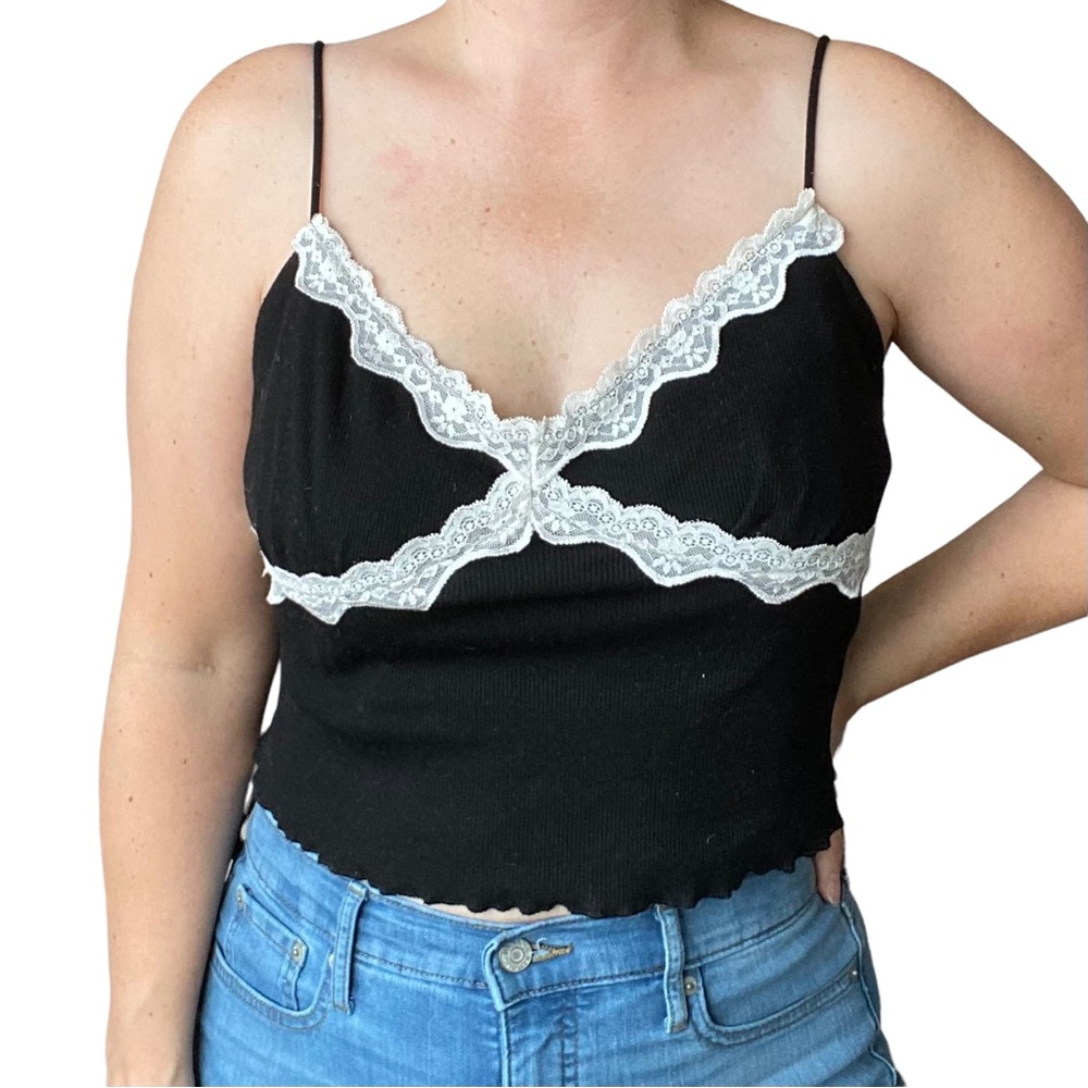 Spaghetti strap tank with lace trim, size XL